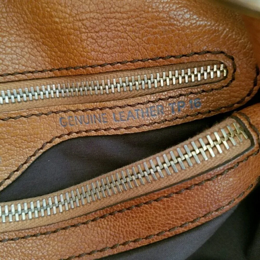 Tod's Peggy Hobo Shoulder Bag Brown Soft Leather
